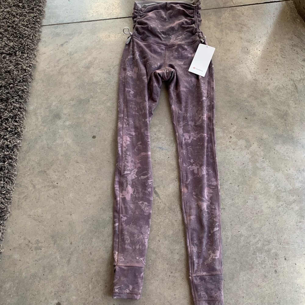Lululemon Super High Rise Full length Tight - Picture 4 of 11
